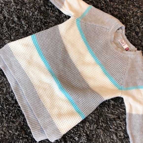 Sweater - Picture 3 of 3